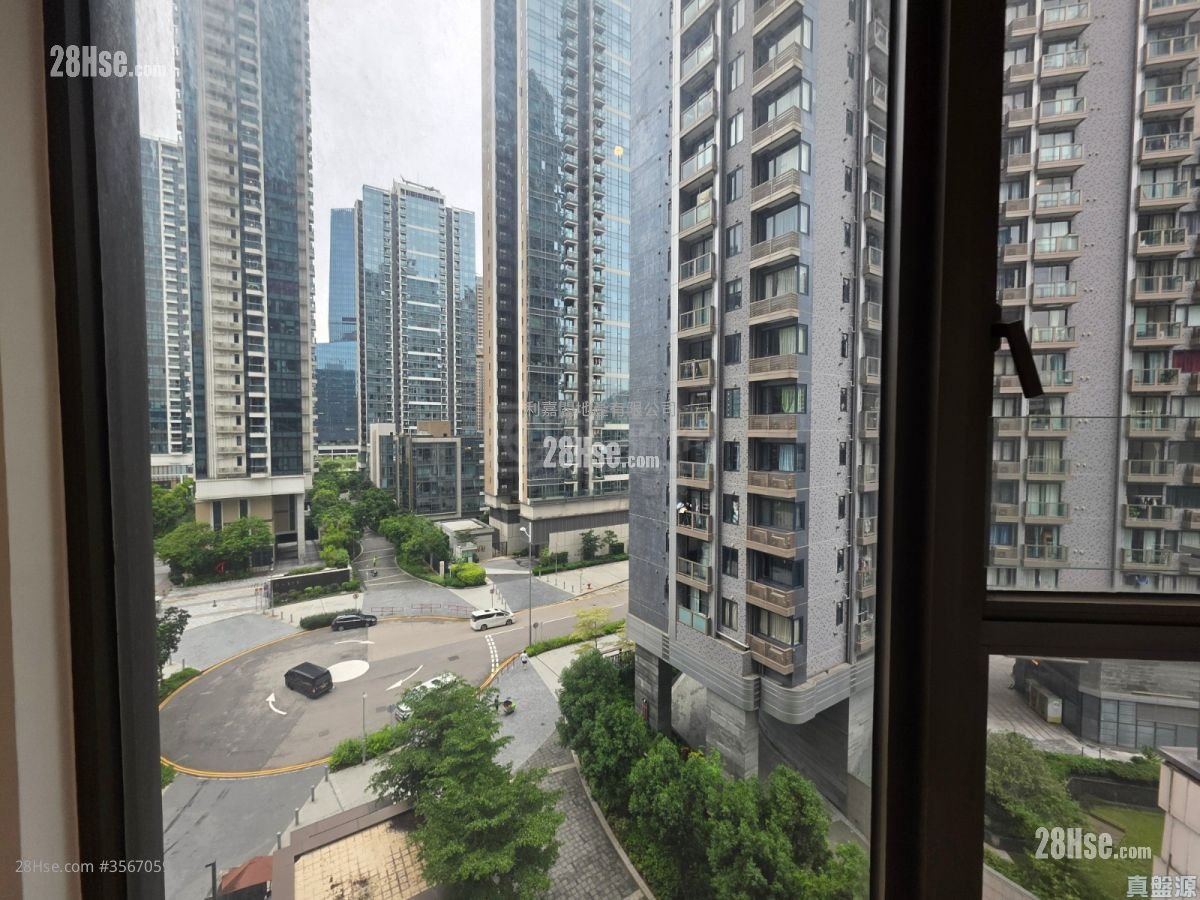 龍譽 售盤 1 房 , 1 浴室 358 平方呎 龍譽 售盤 1 房 , 1 浴室 358 平方呎