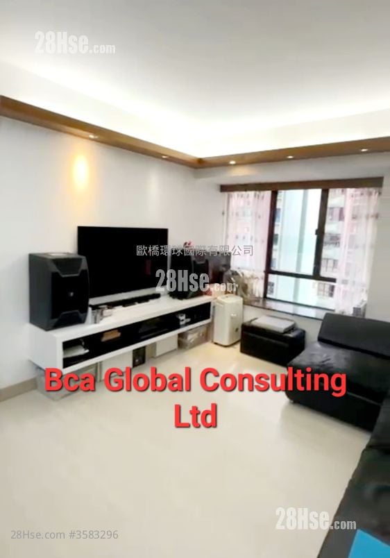 Excelsior Court Sell 3 Bedrooms , 2 Bathrooms 772 ft²