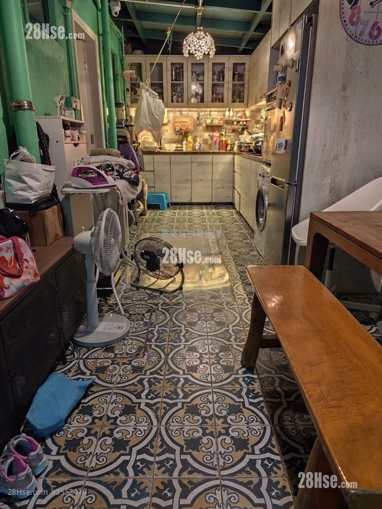 Chek Nai Ping Sell 3 Bedrooms , 2 Bathrooms 650 ft²