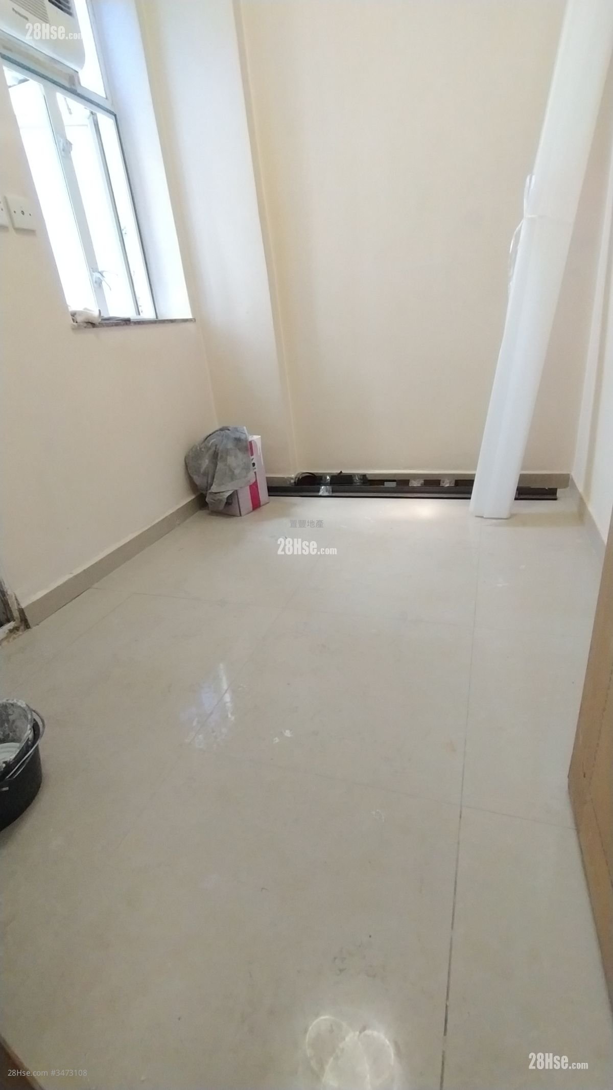 Hong Ning Building Rental 1 Bedroom , 1 Bathroom 100 ft²