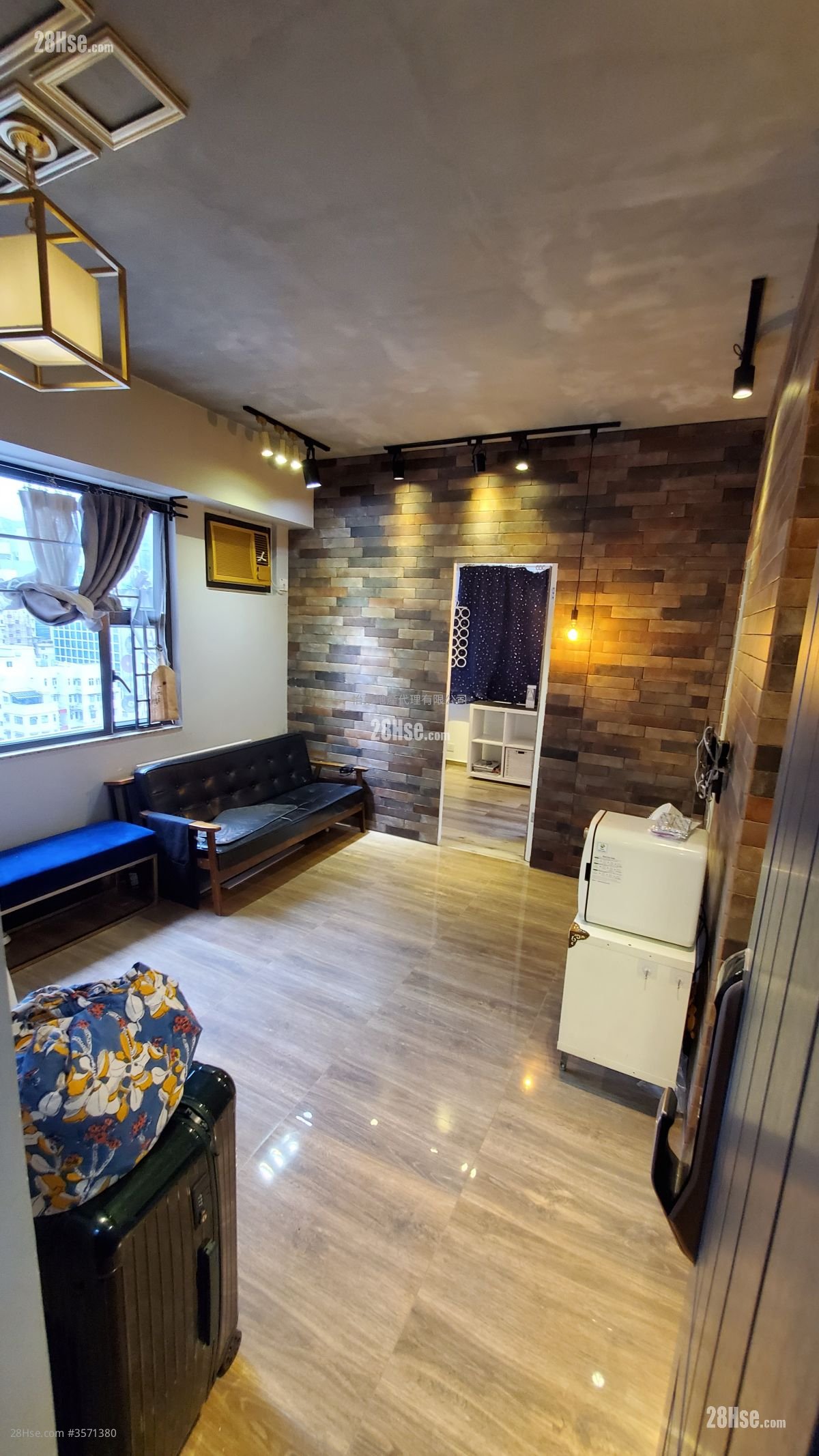 Wah Fat Mansion Sell 1 Bedroom , 1 Bathroom 326 ft²