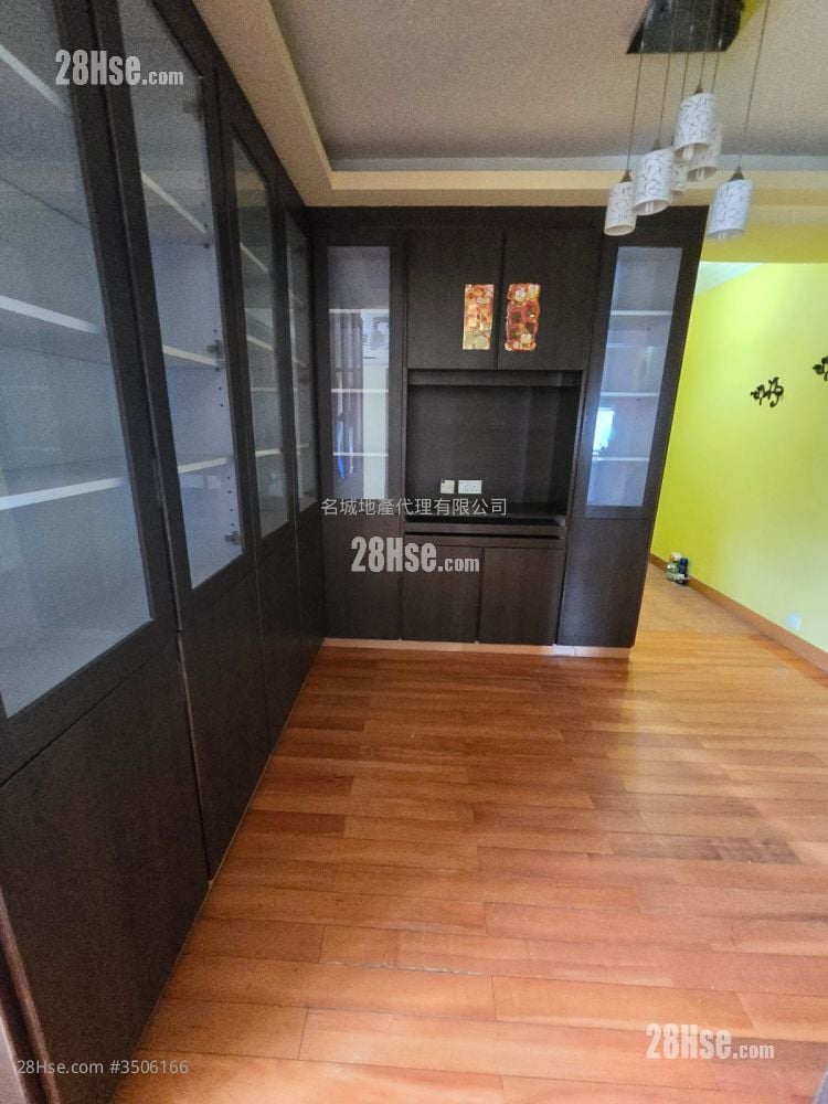 富嘉花園 售盤 3 房 , 1 浴室 587 平方呎 富嘉花園 售盤 3 房 , 1 浴室 587 平方呎