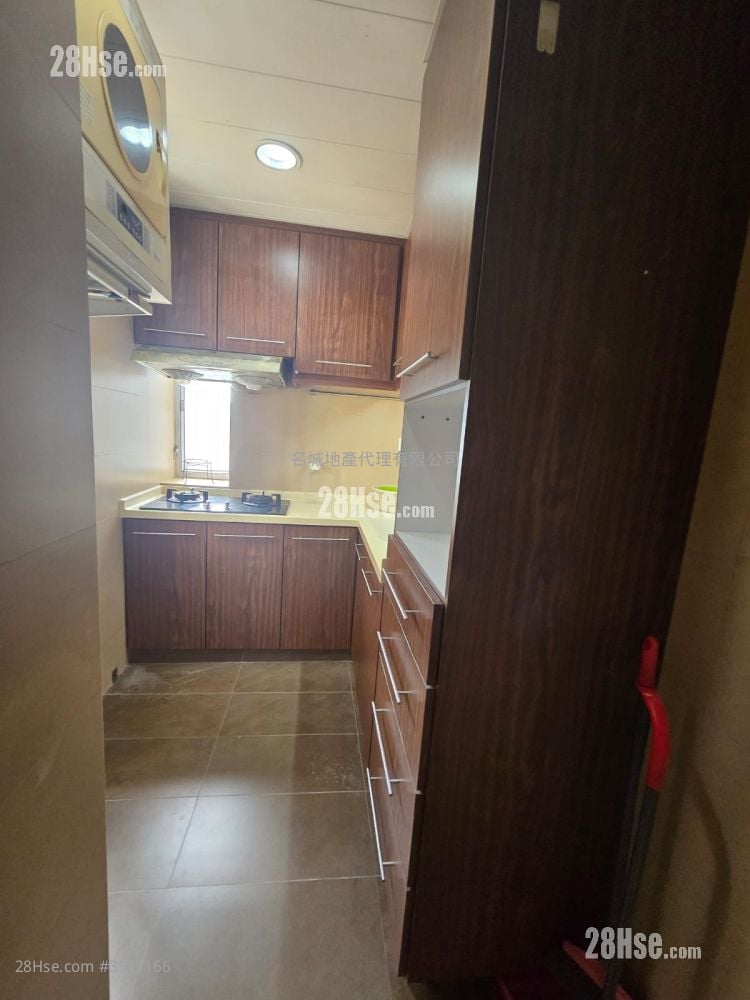 富嘉花園 售盤 3 房 , 1 浴室 587 平方呎 富嘉花園 售盤 3 房 , 1 浴室 587 平方呎