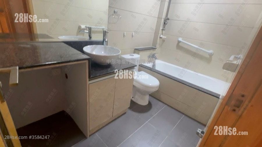 Mei Foo Sun Chuen Sell 3 Bedrooms , 2 Bathrooms 554 ft²