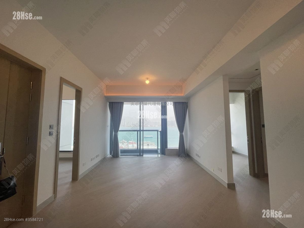 Victoria Harbour Rental 3 Bedrooms 1,107 ft²