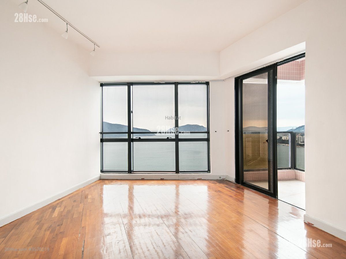 Pacific View Rental 2 Bedrooms , 2 Bathrooms 1,077 ft²