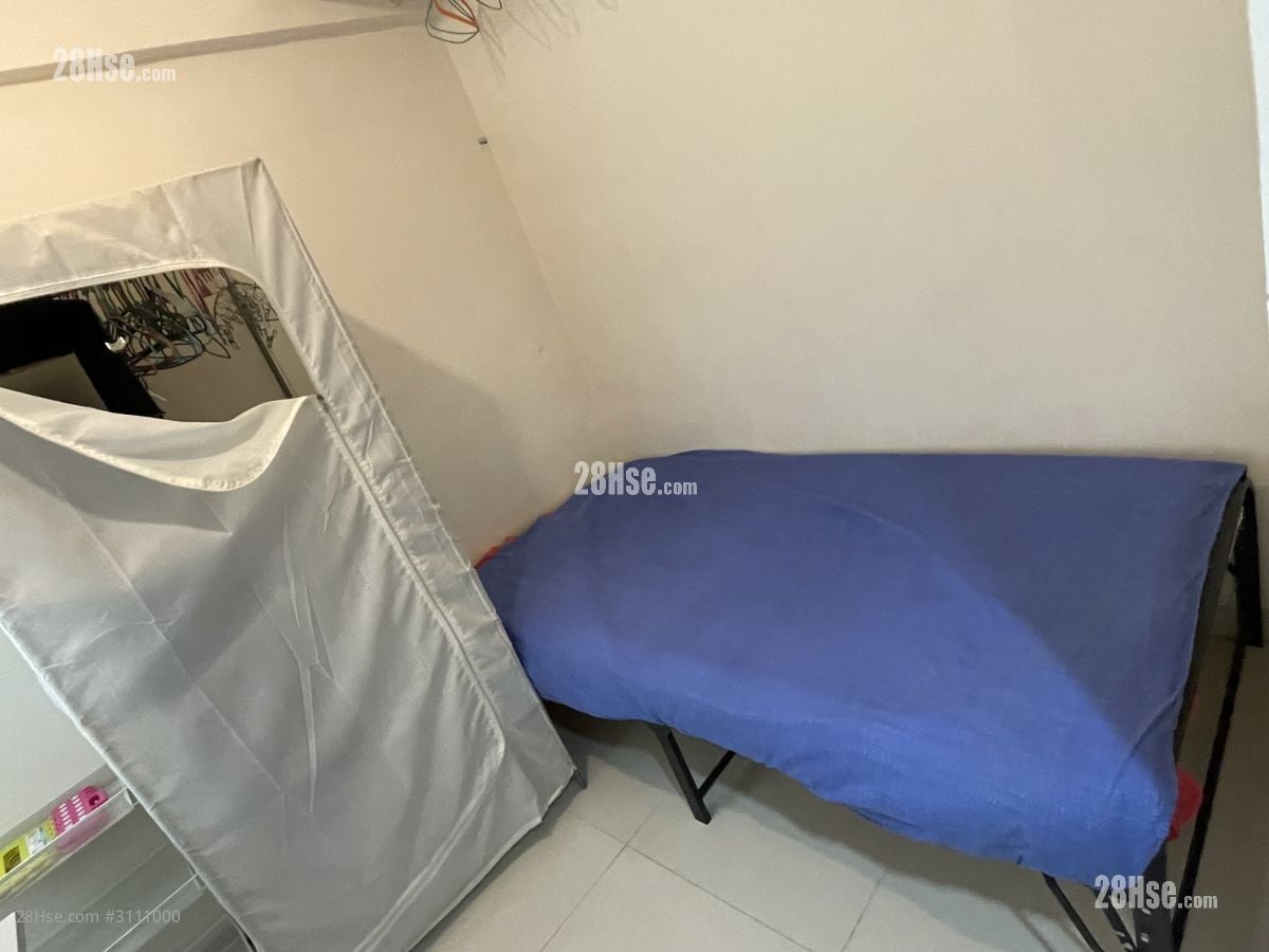 Chung Hing Mansion Rental 1 Bedroom , 1 Bathroom 130 ft²