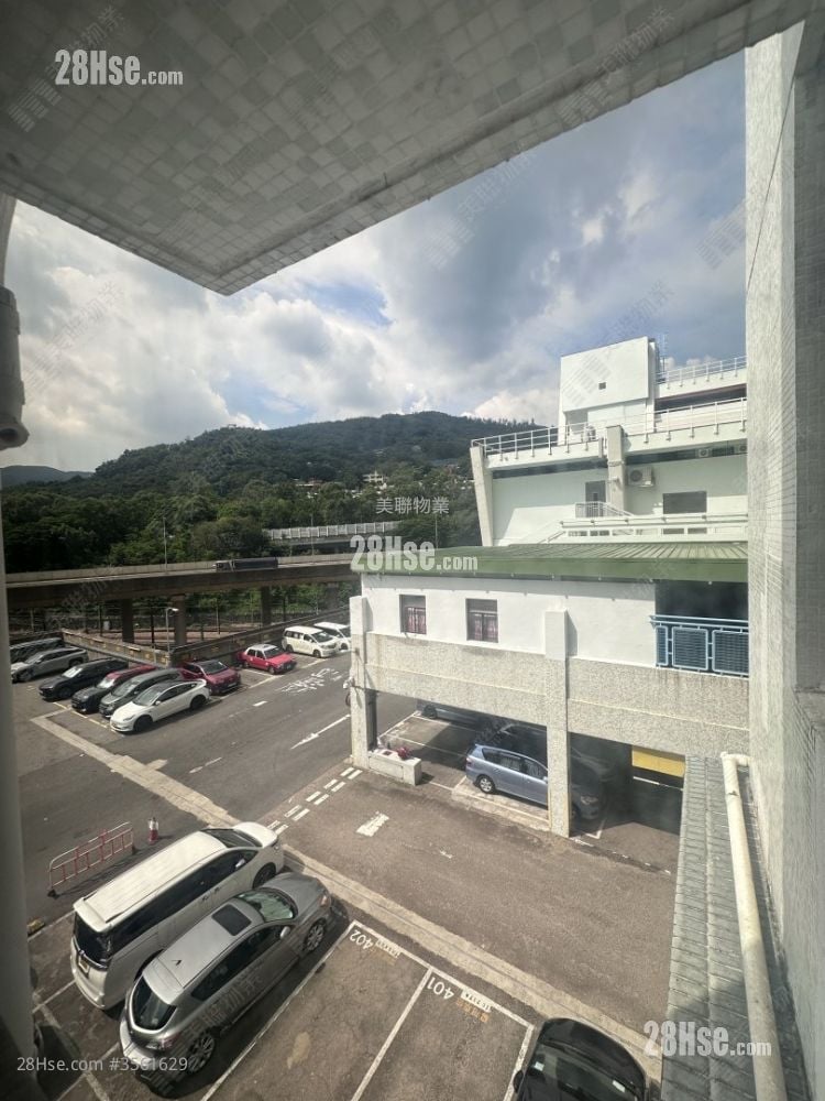 Luk Yeung Sun Chuen Rental 2 Bedrooms , 1 Bathroom 445 ft²