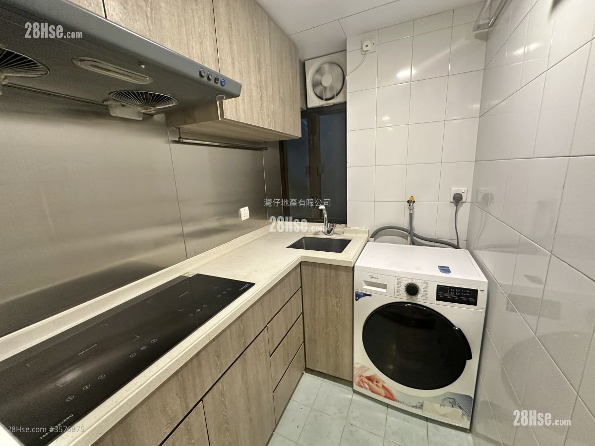 Ying Lee Mansion Rental 2 Bedrooms , 1 Bathroom 405 ft²