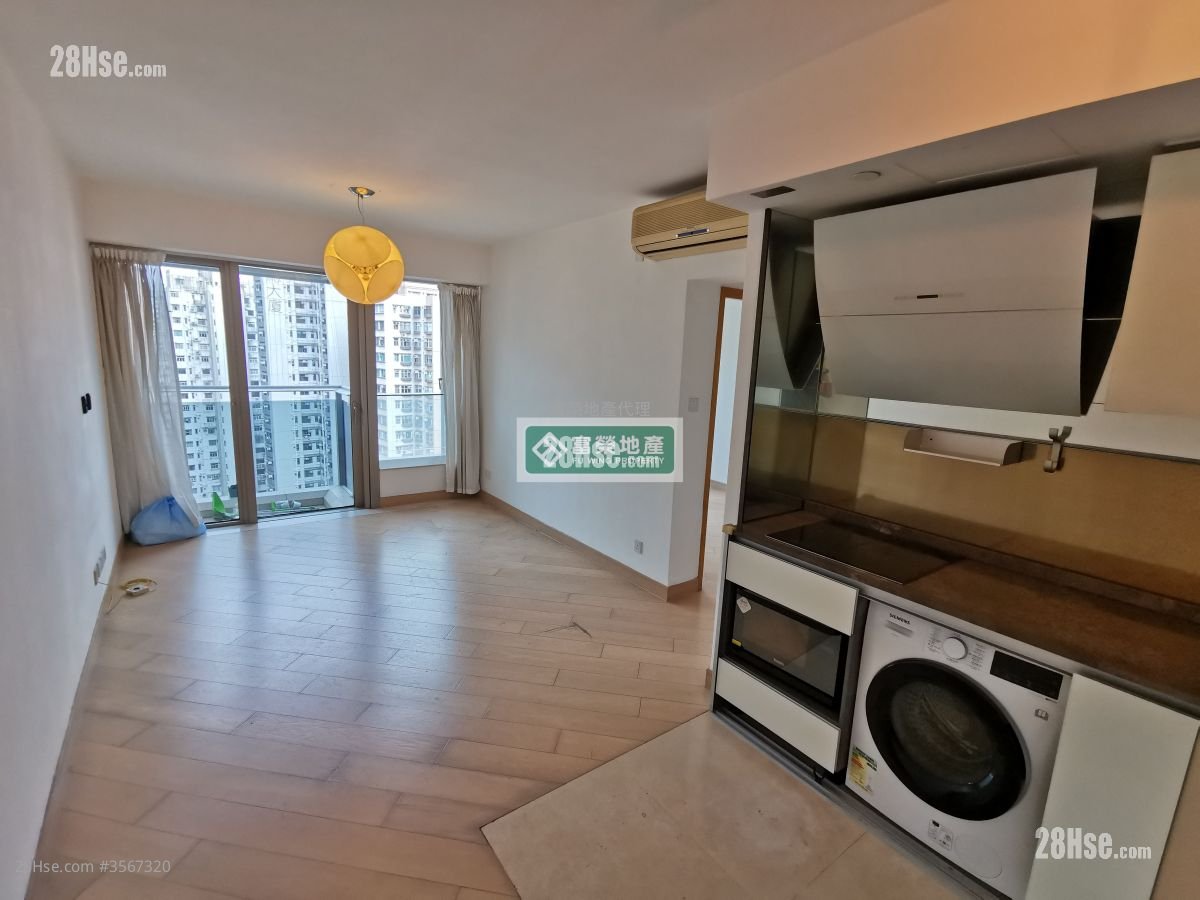 Macpherson Place Rental 2 Bedrooms , 2 Bathrooms 688 ft²