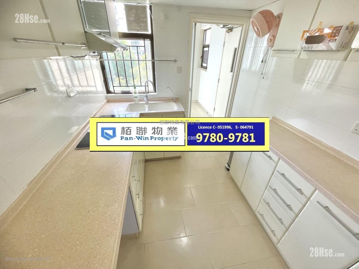 Celebrity Garden Sell 3 Bedrooms , 2 Bathrooms 828 ft²