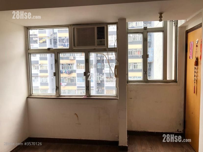 Wing Shing Building (Mansion) Sell 2 Bedrooms , 1 Bathroom 321 ft²