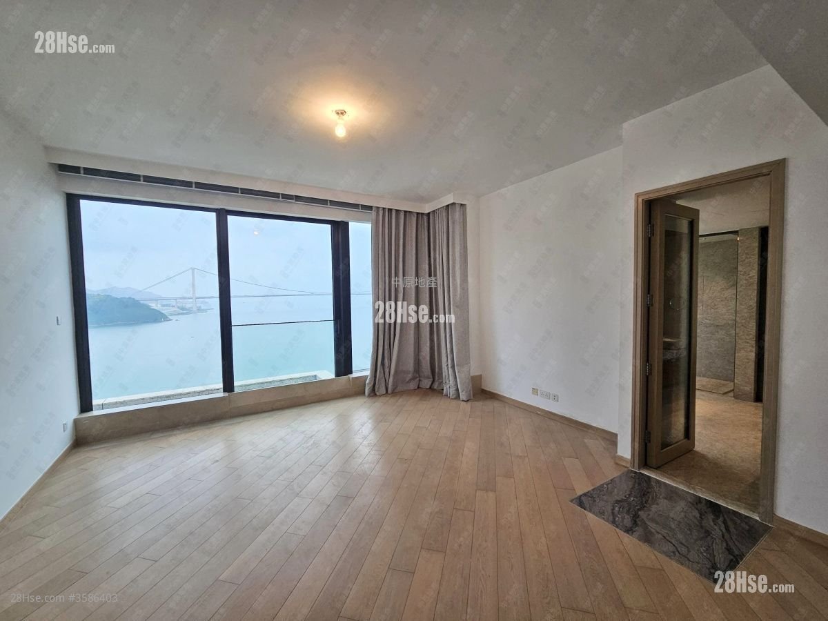 Deauville Rental 2,396 ft²