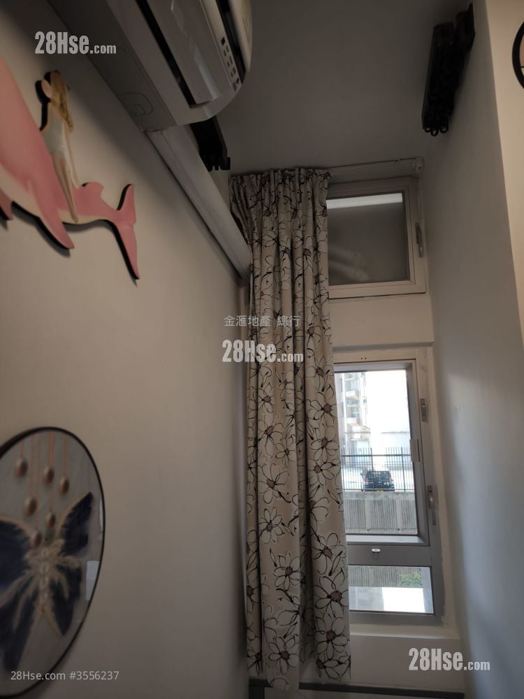 Fung Tak Estate Sell Studio , 1 Bathroom 155 ft² Fung Tak Estate Sell Studio , 1 Bathroom 155 ft²