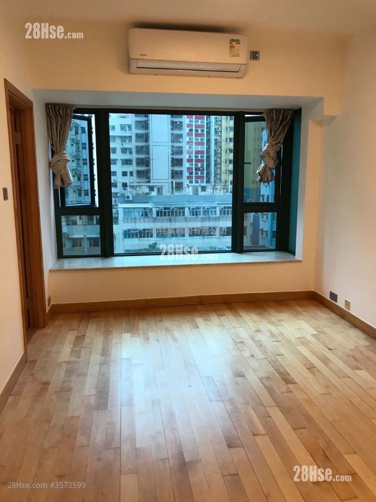 Manhattan Heights Sell 434 ft²