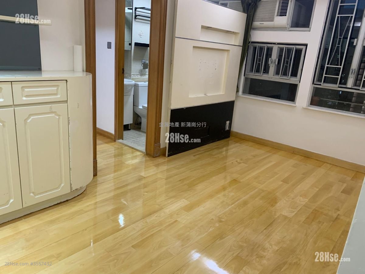 King Shan Court Rental 2 Bedrooms , 1 Bathroom 414 ft² King Shan Court Rental 2 Bedrooms , 1 Bathroom 414 ft²