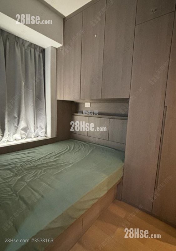 Savannah Sell 1 Bedroom , 1 Bathroom 310 ft² Savannah Sell 1 Bedroom , 1 Bathroom 310 ft²