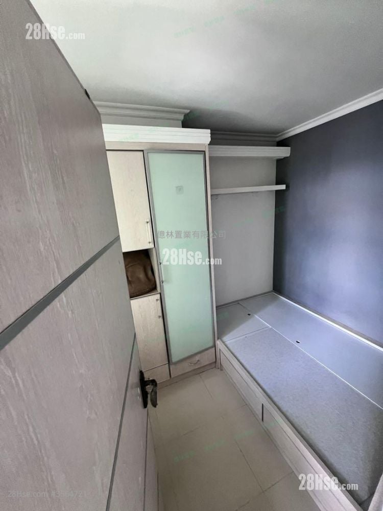 Hong Pak Court Rental 2 Bedrooms , 1 Bathroom 401 ft² Hong Pak Court Rental 2 Bedrooms , 1 Bathroom 401 ft²