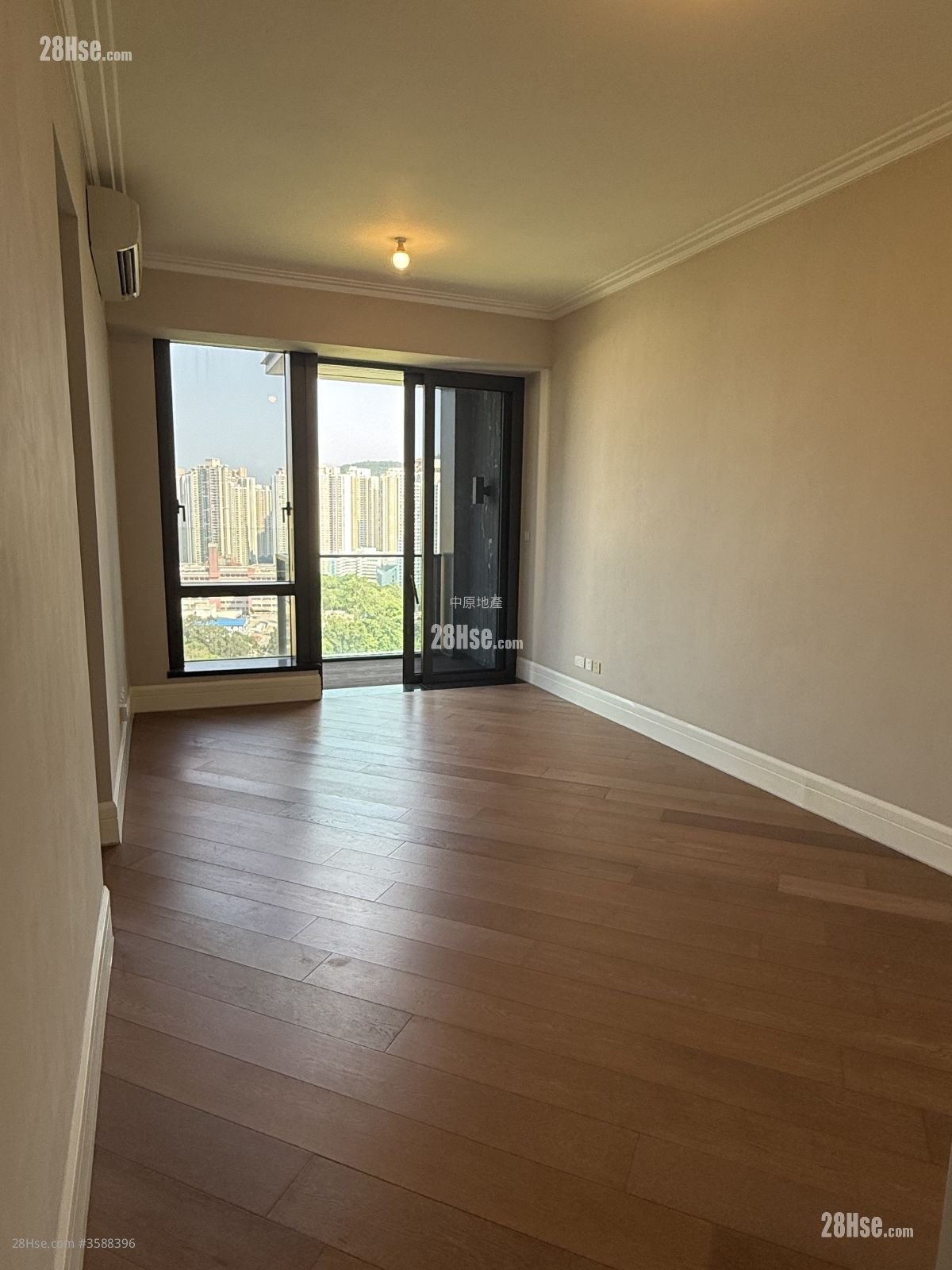 Eden Manor Rental 3 Bedrooms , 2 Bathrooms 960 ft²