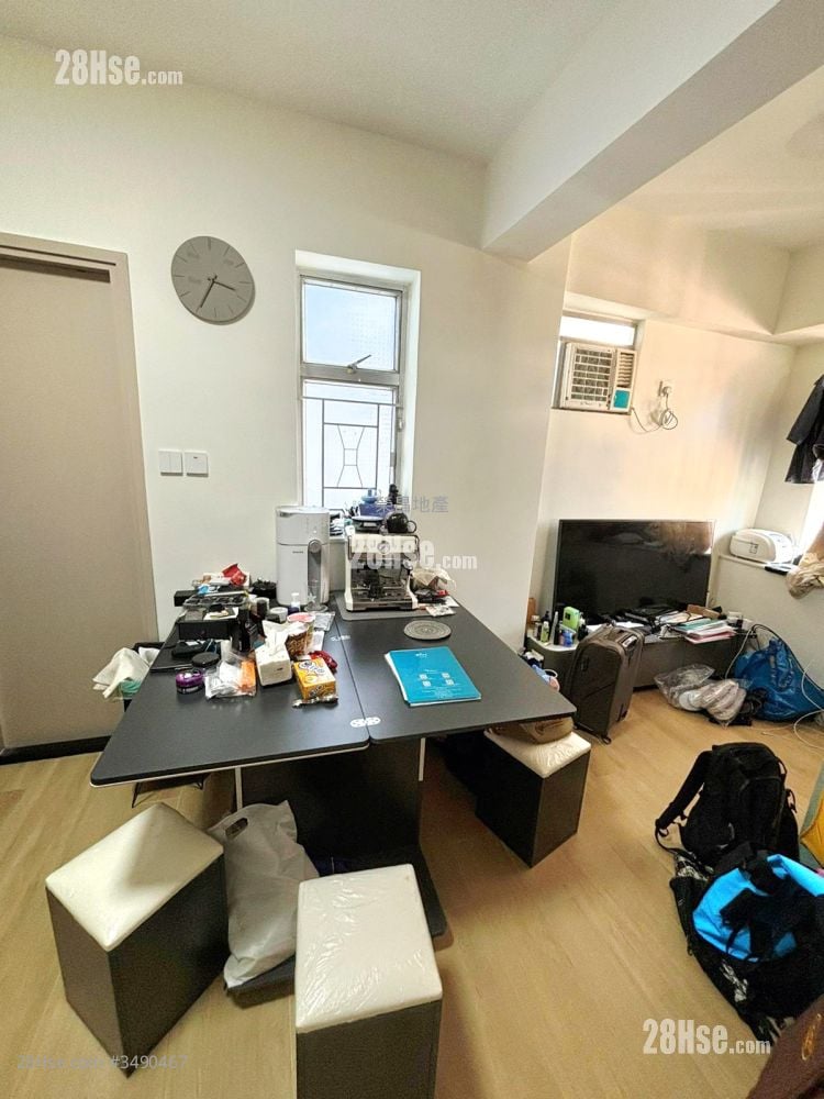 Lee Bo Building Rental Studio , 1 Bathroom 258 ft²