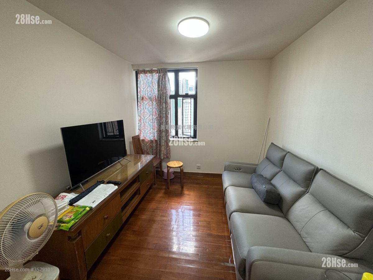 Luk Yeung Sun Chuen Sell 2 Bedrooms 451 ft²