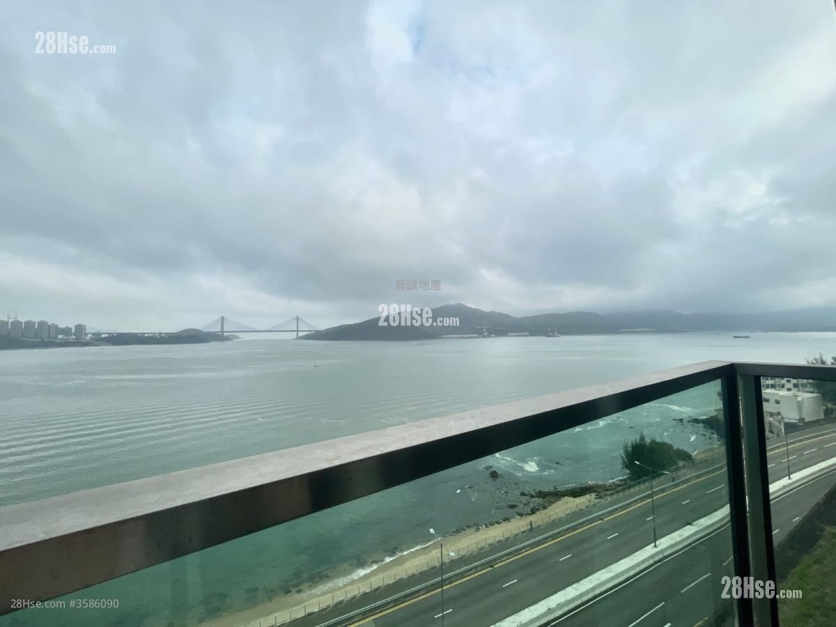 L’aquatique Sell 3 Bedrooms , 2 Bathrooms 907 ft²