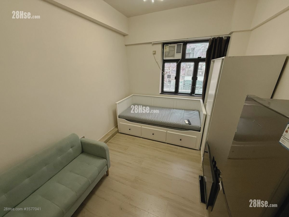 Tai On Building Rental Studio , 1 Bathroom 180 ft²