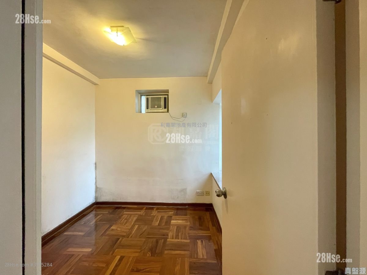 怡心园 售盘 2 房 , 1 浴室 497 平方尺 怡心园 售盘 2 房 , 1 浴室 497 平方尺