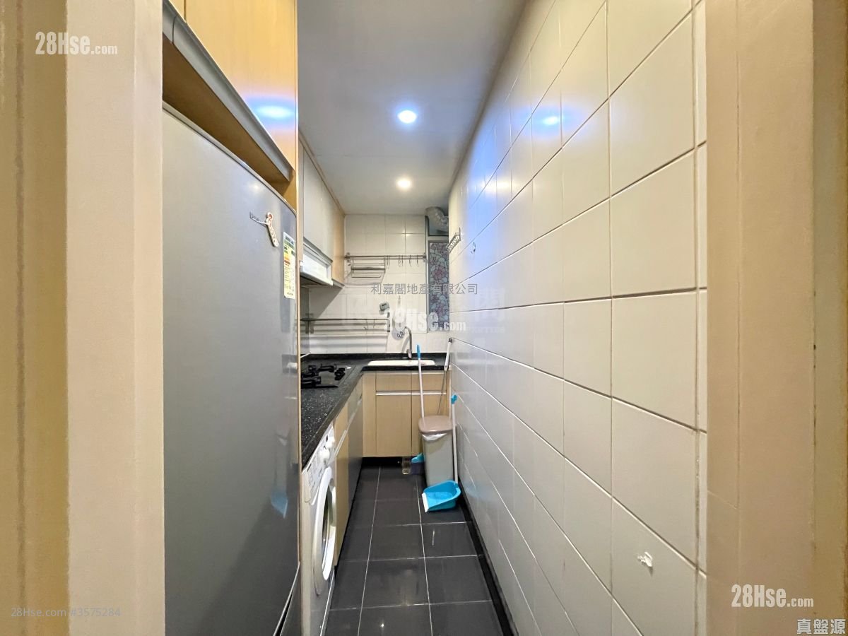 怡心园 售盘 2 房 , 1 浴室 497 平方尺 怡心园 售盘 2 房 , 1 浴室 497 平方尺