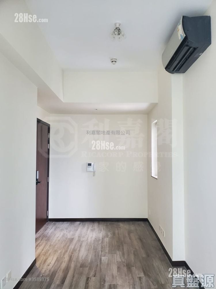 Ava128 Sell Studio , 1 Bathroom 296 ft²