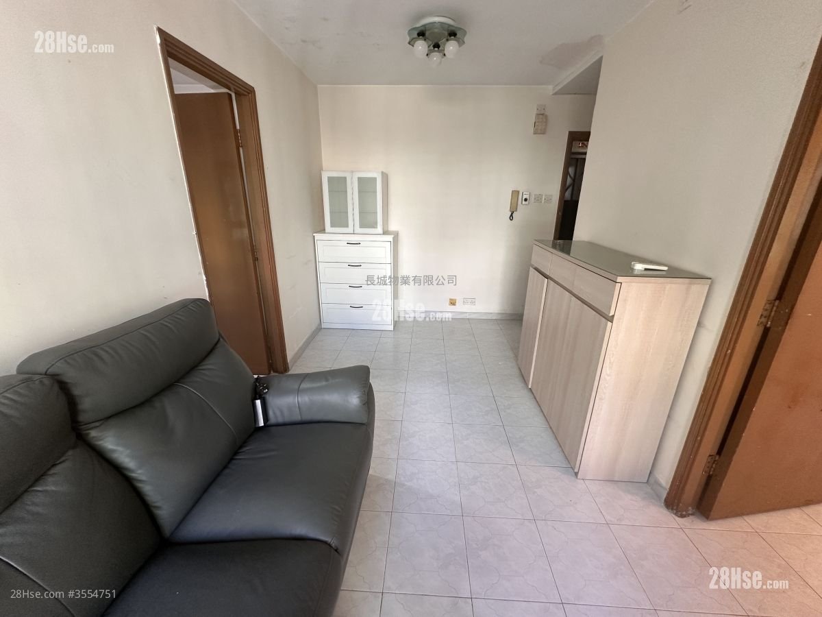 Hiu Tsui Court Rental 401 ft²