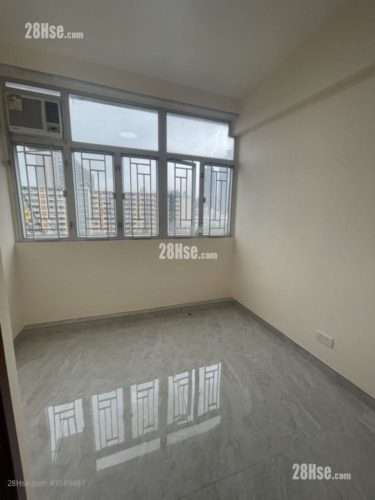 Chung Nam Mansion Rental 3 Bedrooms , 1 Bathroom 493 ft²