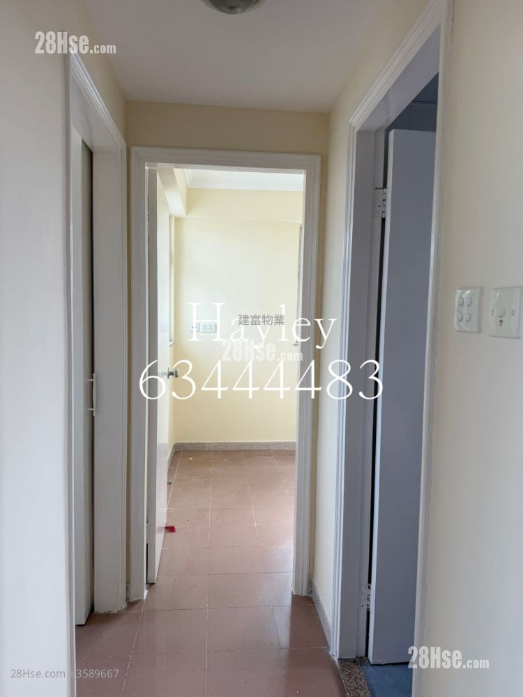 康乐广场 售盘 403 平方尺 康乐广场 售盘 403 平方尺