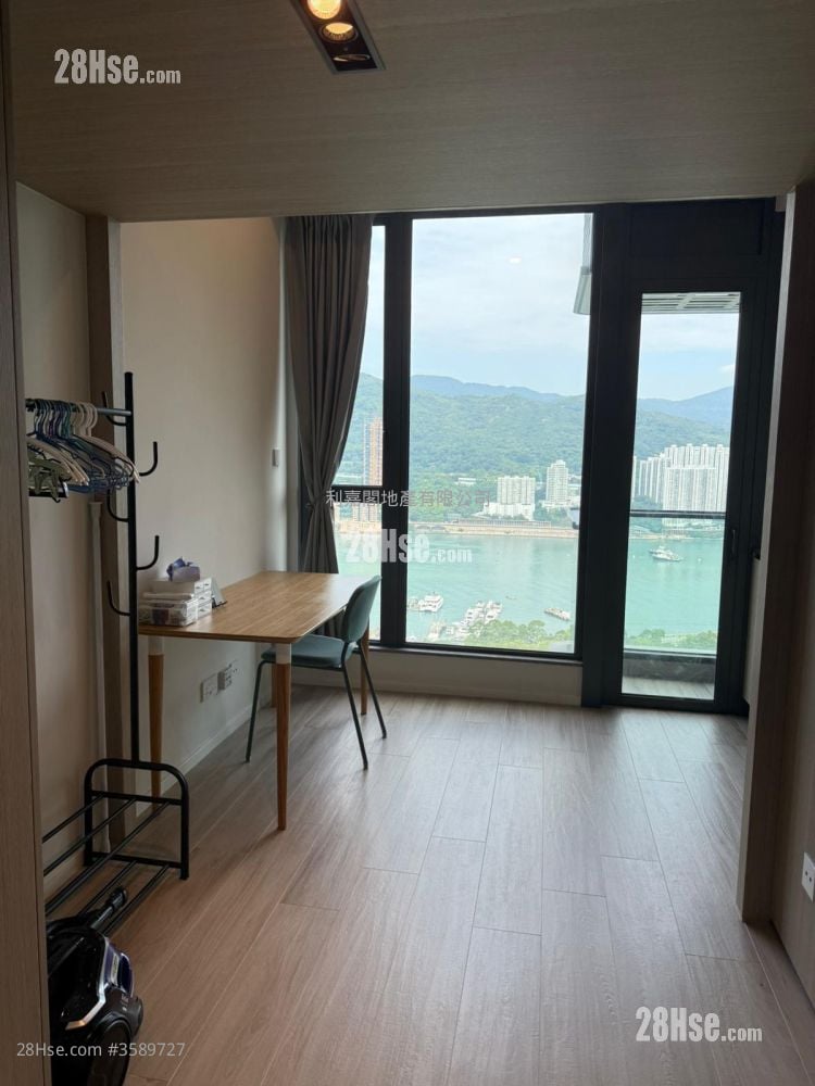 The Met.azure Rental 1 Bathroom 203 ft²