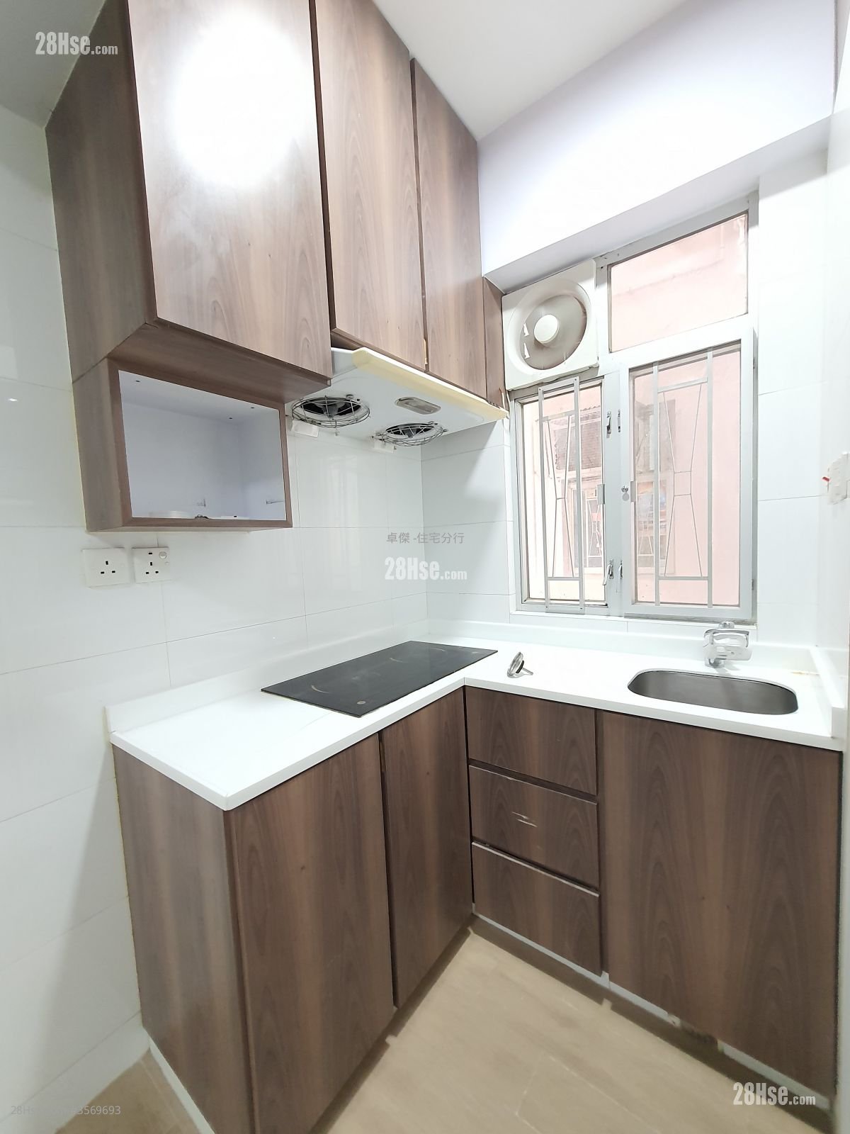 Yee Fat Building Sell 2 Bedrooms , 1 Bathroom 299 ft² Yee Fat Building Sell 2 Bedrooms , 1 Bathroom 299 ft²