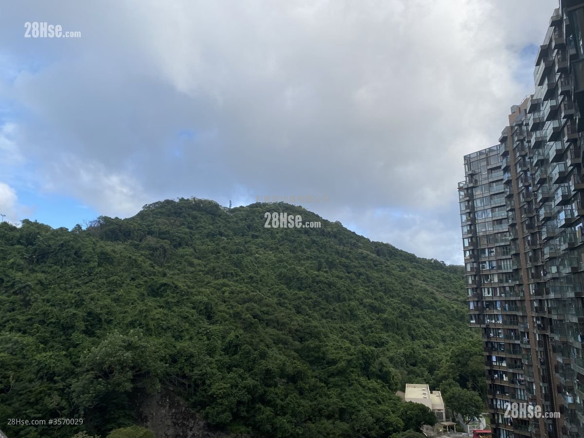 香島 售盤 3 房 , 2 浴室 1,055 平方呎 香島 售盤 3 房 , 2 浴室 1,055 平方呎