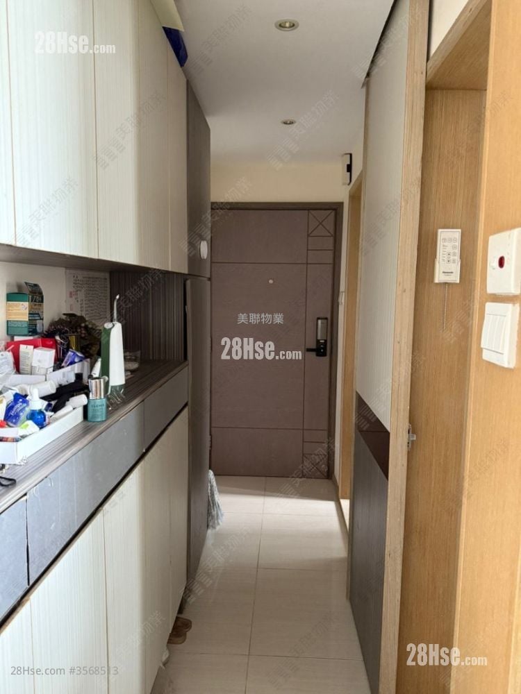 Yan Shing Court Sell 3 Bedrooms 554 ft² Yan Shing Court Sell 3 Bedrooms 554 ft²