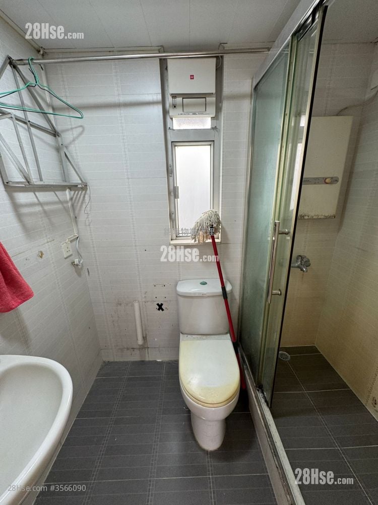 陽光廣場 租盤 3 房 , 1 浴室 384 平方呎 陽光廣場 租盤 3 房 , 1 浴室 384 平方呎