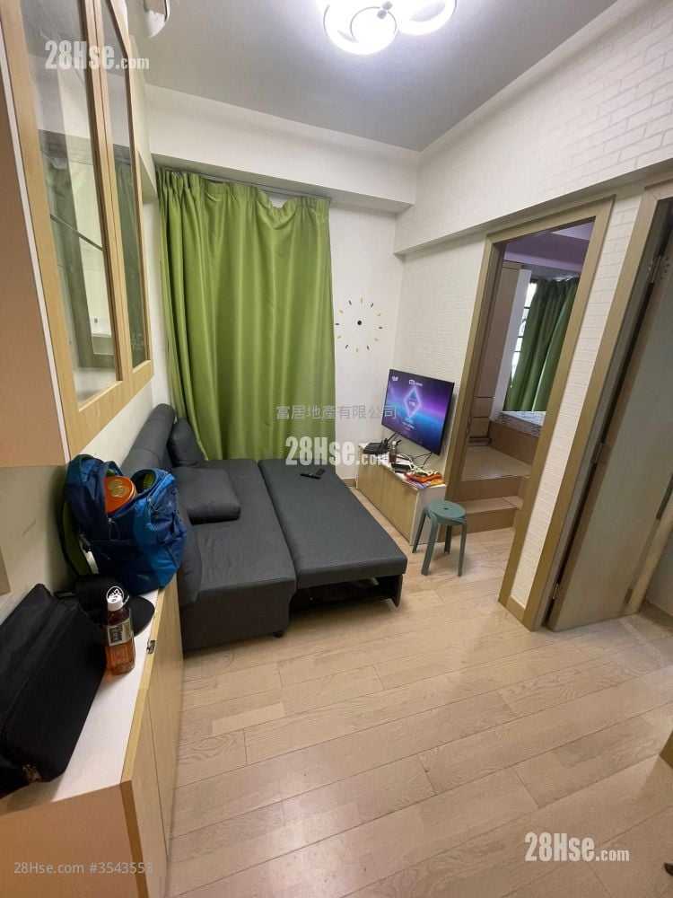 Giovane Rental 2 Bedrooms , 1 Bathroom 341 ft²