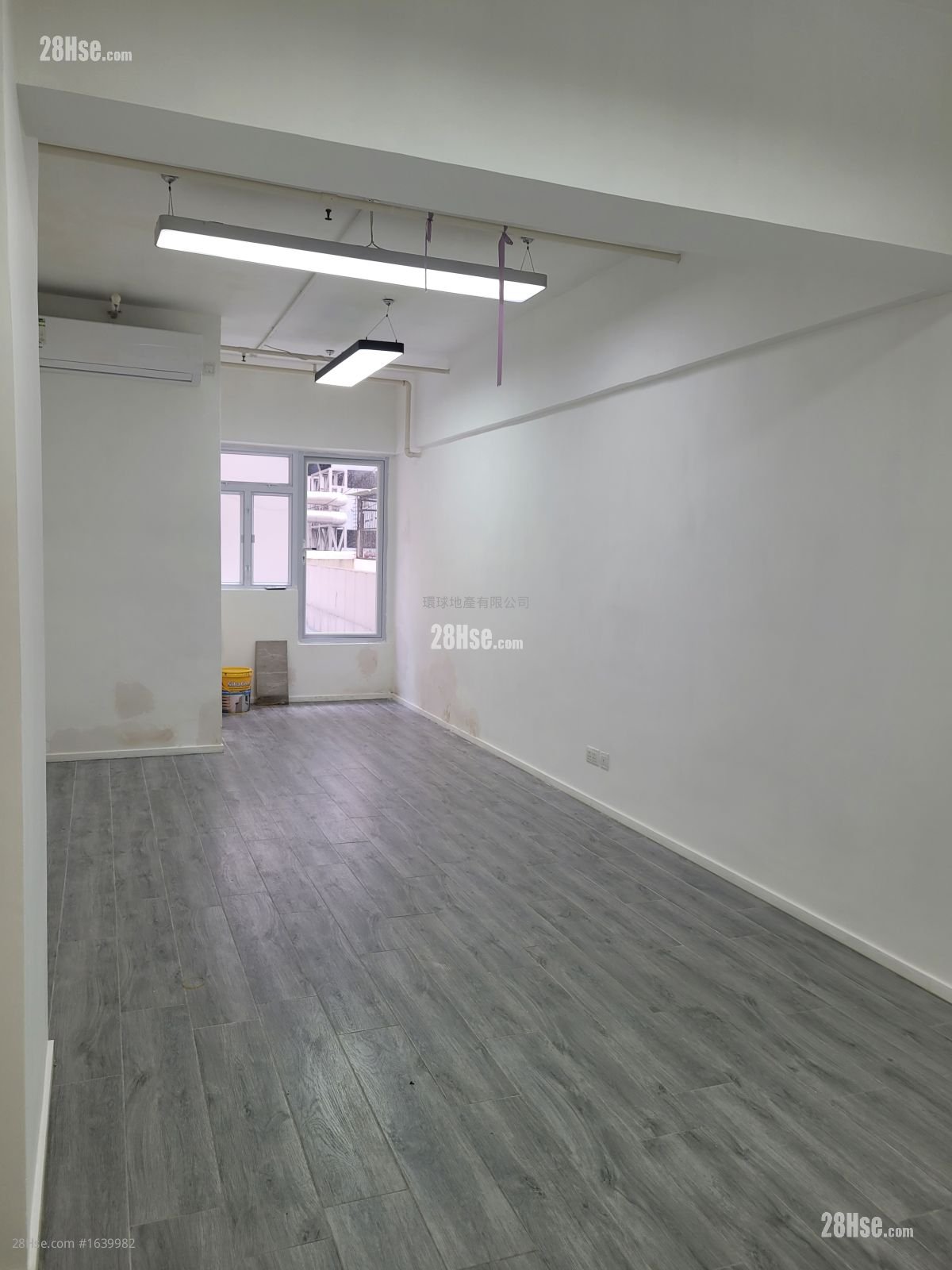 Mai On Industrial Building Rental Studio 350 ft²
