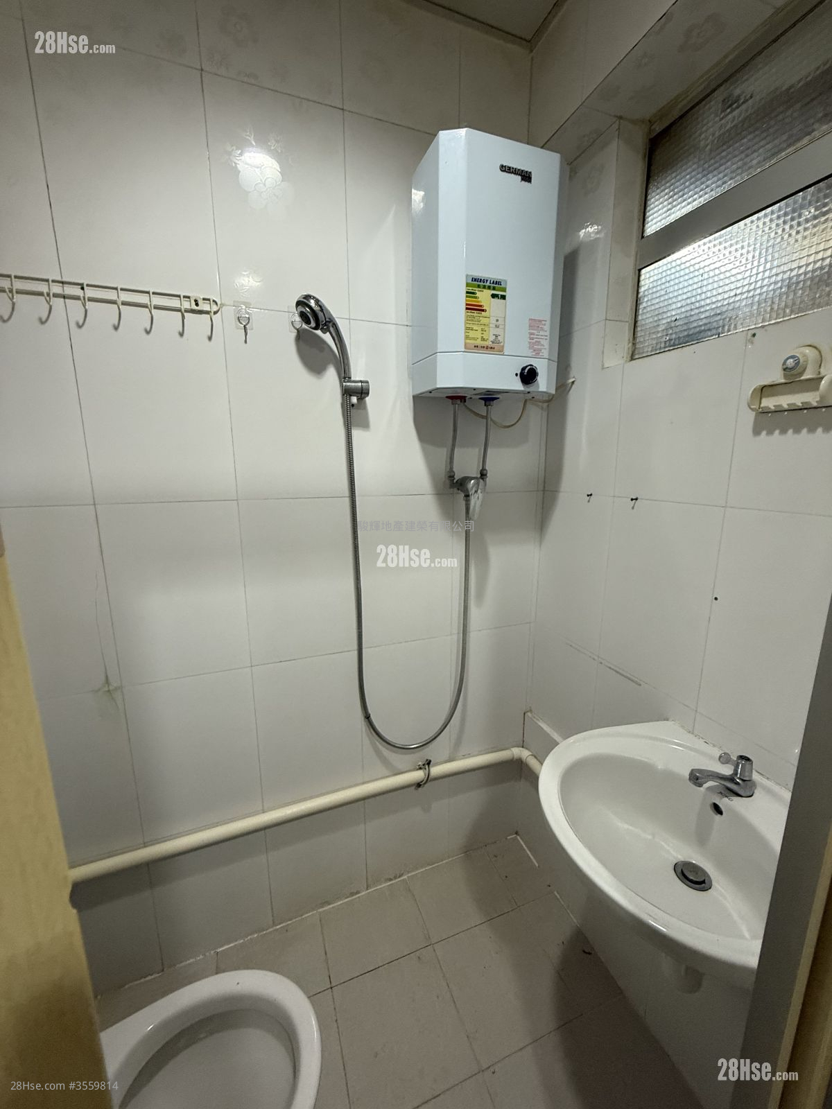 Kwong Yuen Building Sell 2 Bedrooms , 1 Bathroom 389 ft² Kwong Yuen Building Sell 2 Bedrooms , 1 Bathroom 389 ft²