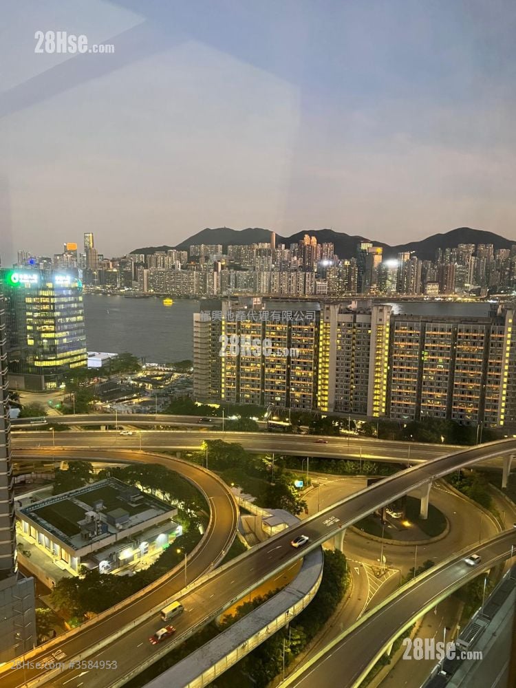 The Metropolis Residence Sell 2 Bedrooms , 1 Bathroom 478 ft²