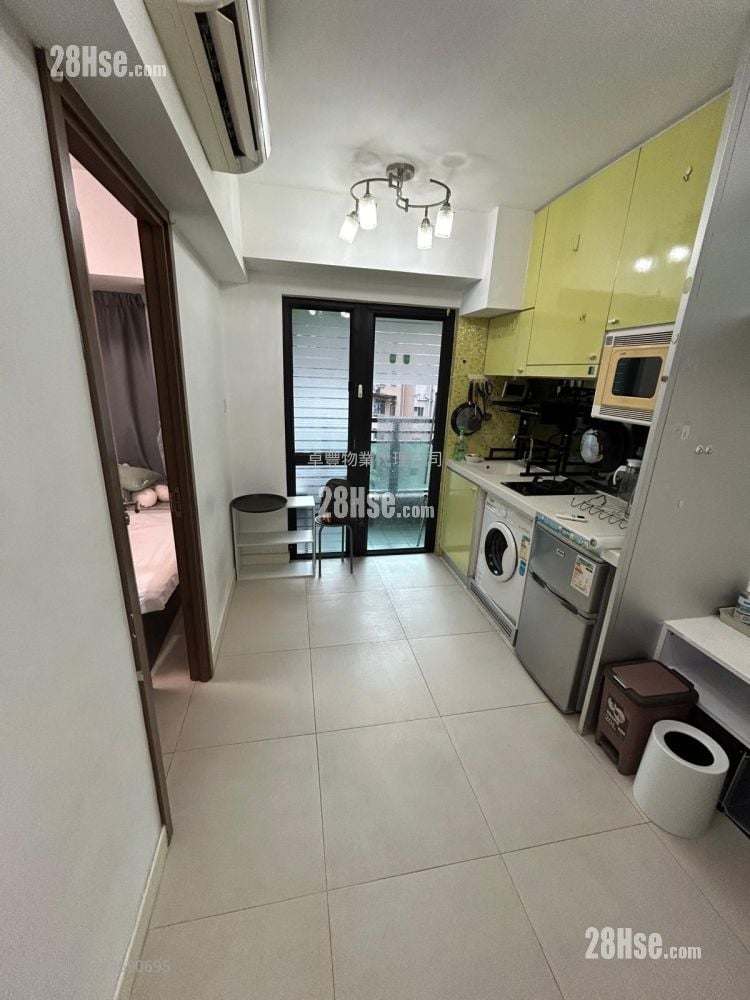 City 18 Rental 1 Bedroom , 1 Bathroom 253 ft²