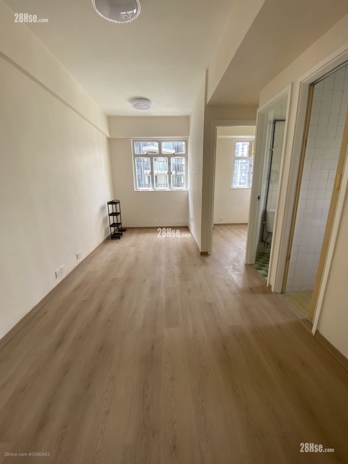 Wing Lam Mansion Rental 1 Bedroom , 1 Bathroom 270 ft²