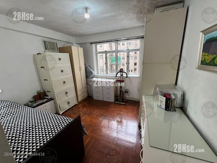 Blue Haven Sell 3 Bedrooms , 2 Bathrooms 897 ft²