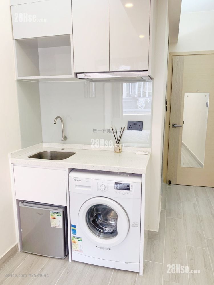 Ocean View Court Rental 1 Bedroom , 1 Bathroom 190 ft²