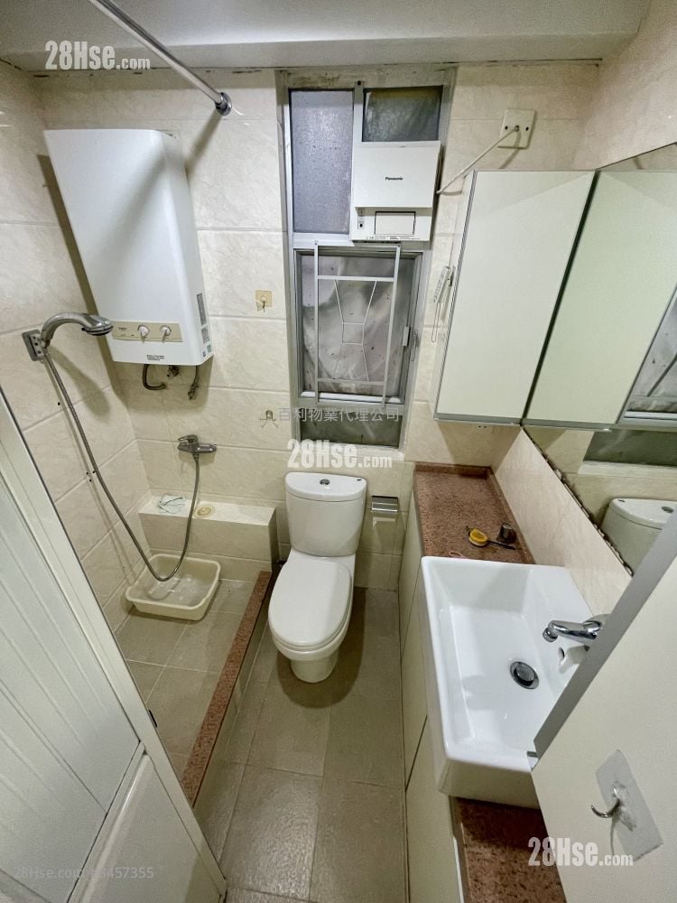 Victory Garden Rental 2 Bedrooms , 1 Bathroom 372 ft²