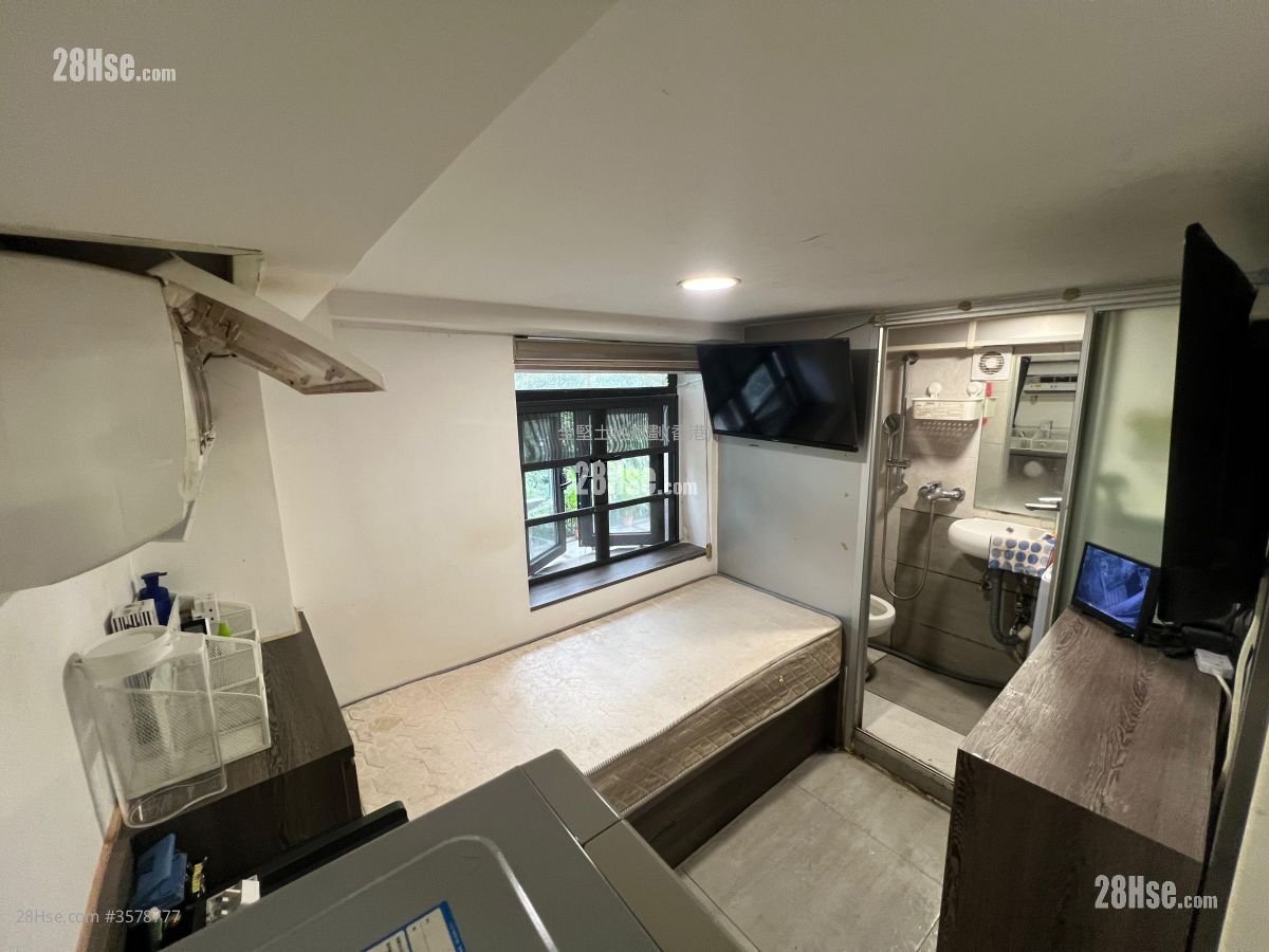 Pai Tau Village Rental Studio , 1 Bathroom 110 ft²