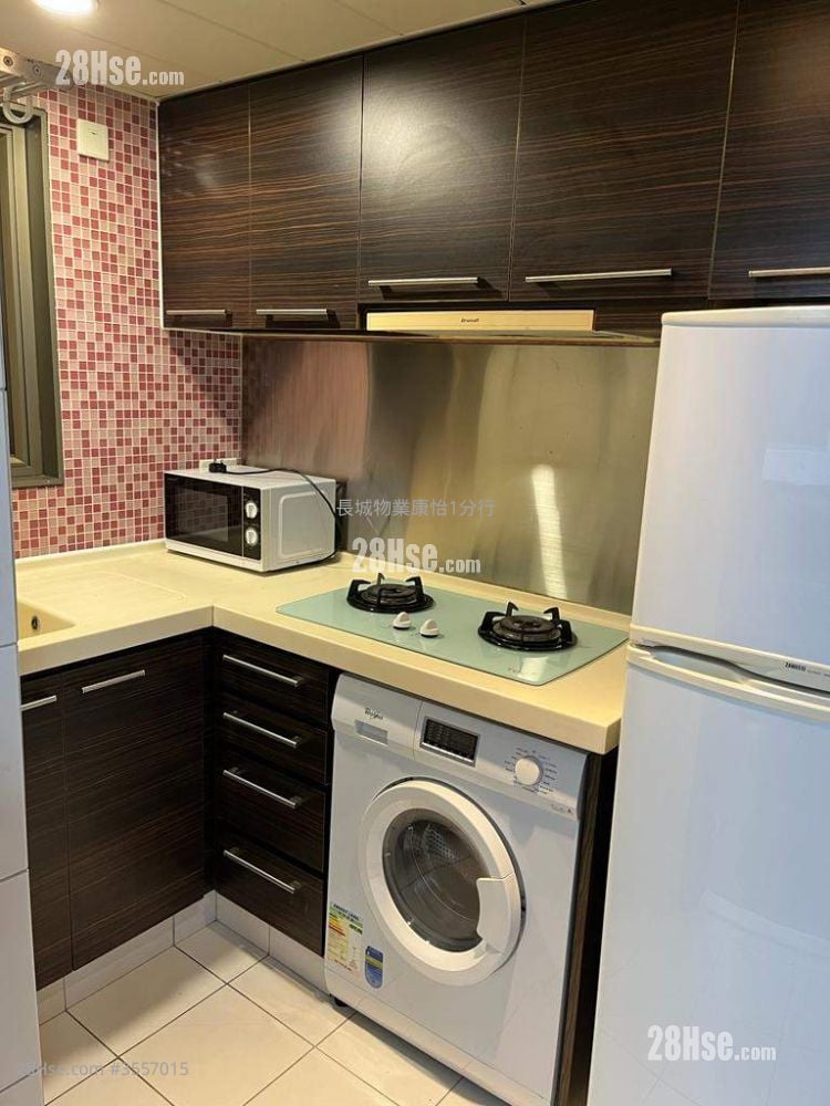 Splendid Place Rental 2 Bedrooms , 1 Bathroom 451 ft²