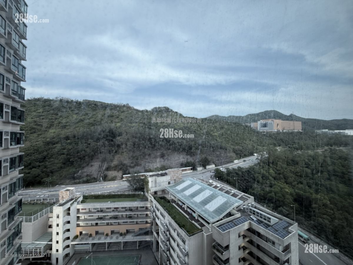 Oscar By The Sea Sell 2 Bedrooms , 1 Bathroom 523 ft²
